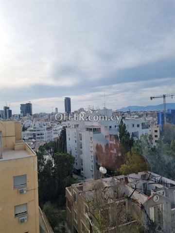 Wonderful Renovated 3 Bedroom Apartment With Views  In Prime Location  - 7
