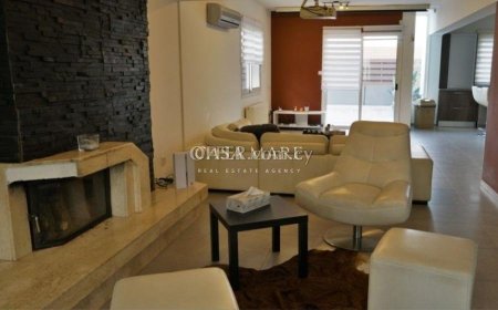 4 bedrooms House in Egkomi - 8