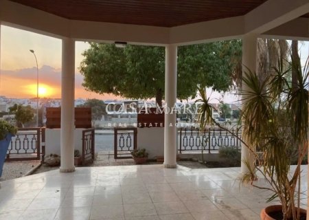 House 4 bedrooms in Archangelos - 8