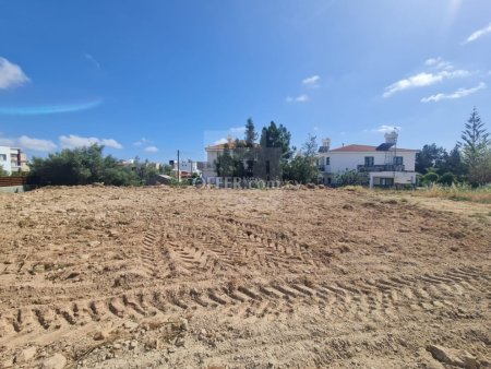Corner residential plot in Chloraka area of Paphos - 3