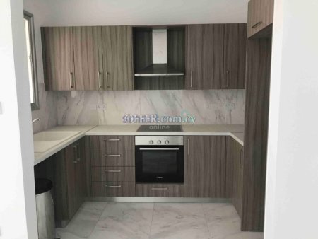 2 Bedroom Modern Apartment For Rent Limassol - 10