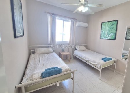 2 Bed Apartment for rent in Tombs Of the Kings, Paphos - 10