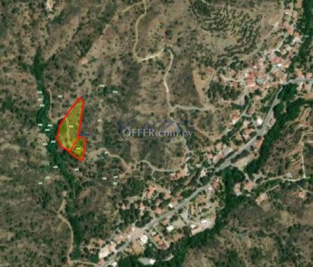 Large Field for Sale in Scenic Platres Area - 3