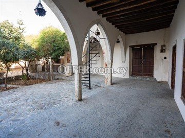 4 Bedroom House  In Flasou, Nicosia - 6