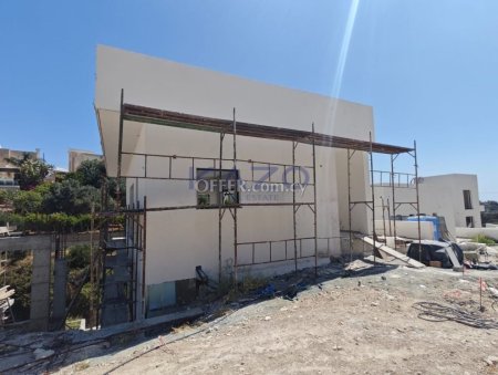 Superb Three Bedroom Villas for sale in Agios Tychonas, Limassol - 12