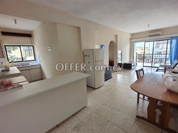2 Bedroom Coastal Apartment With Communal Pool  In Agios Tychonas, Lim - 4