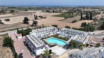Ground floor two bedroom apartment in Mazotos, Larnaca - 5