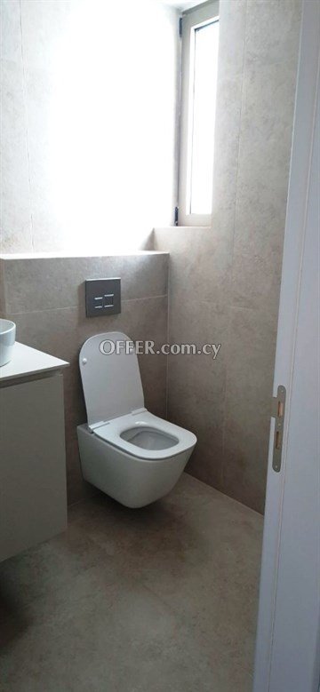 Brand New 3 Bedroom Penthouse Fully Furnished With Roof Garden  In Agi - 4
