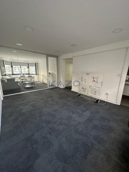 Unfurnished 150 m2 Office Space for Rent Agia Triada - 9
