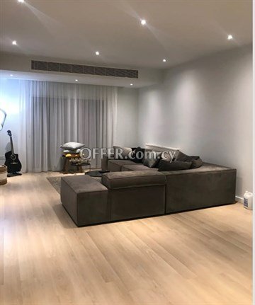 Fully Renovated 3 Bedroom Apartment  In Engomi, Nicosia - 2
