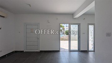 Ground floor two bedroom apartment in Mazotos, Larnaca - 2