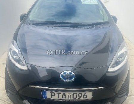2019 Toyota Aqua 1.5L Hybrid Automatic Hatchback - 8