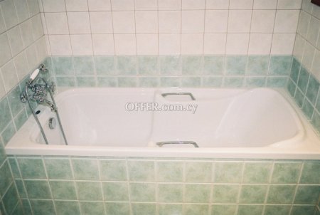 House (Semi detached) in Moniatis, Limassol for Sale - 5