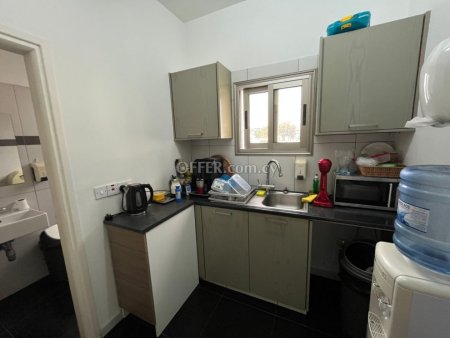 Office for rent in Agios Nicolaos, Limassol - 3
