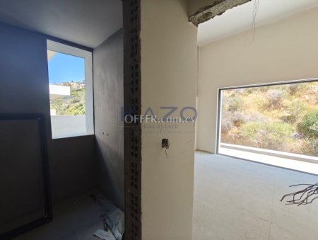Under Construction Three Bedroom Villa in Agios Tychonas, Limassol - 6