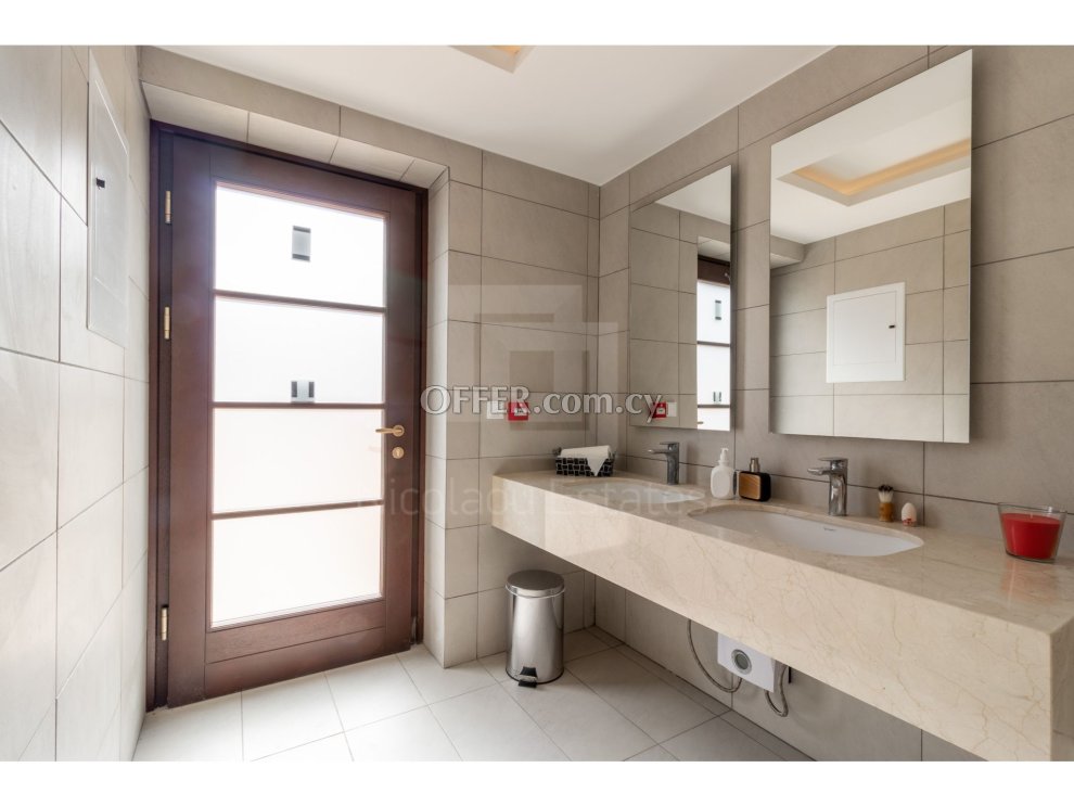 Luxury two bedroom apartment in Potamos Germasogeia tourist area 250 meters from the beach - 7