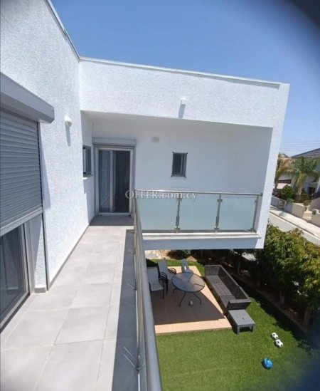 House (Detached) in Kolossi, Limassol for Sale