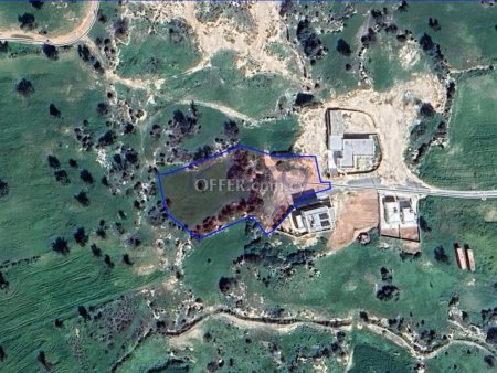 Large Development Land Plot for Sale in Ypsonas
