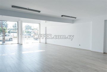 Ground Floor Office\Shop  In Exceptional Location In Agioi Omologites