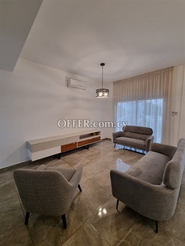 Modern 3-bedroom house, furnished and with electrical appliances  in G