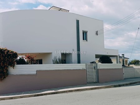 House (Detached) in Kolossi, Limassol for Sale - 6