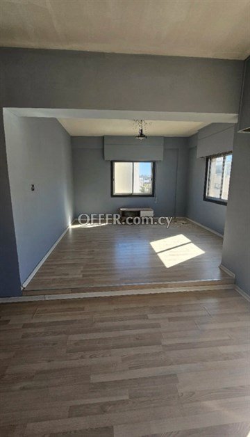 2 Bedroom Apartment Semi Furnished  In Acropoli, Nicosia - 6
