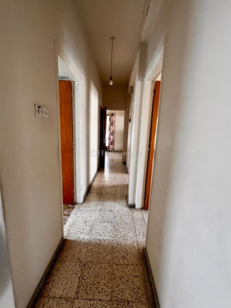 3-bedroom Apartment 150 sqm in Mesa Geitonia