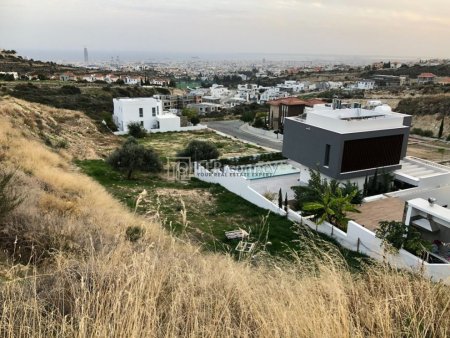 Residential Plot in Agios Athanasios