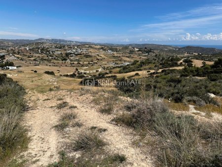 Residential Land 10054sq.m in Agios Tychonas