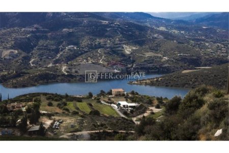Land for Sale in Foinikaria with Building Permit