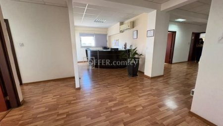 Office 220sqm Unfurnished in Agia Zoni