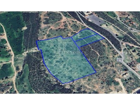 Residential land for sale in Kato Polemidia