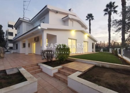 Luxury 4 Bedroom Villa Strovolos – Dasoupoli