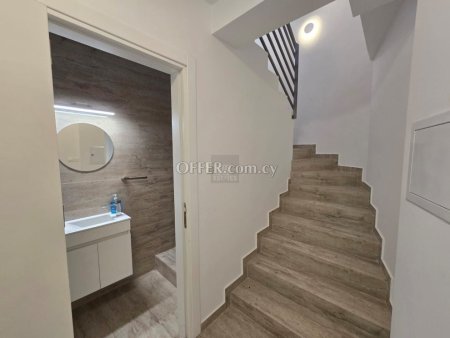 Stunning Five Bedroom Villa in Protaras - 4