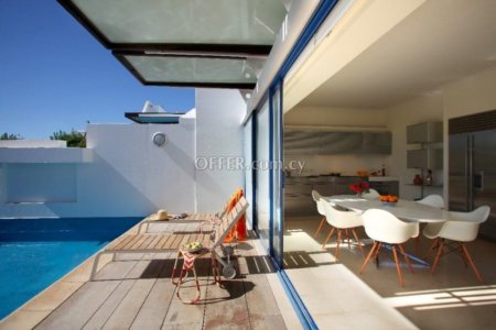 3-bedroom Detached Villa 120 sqm in Paralimni - 9