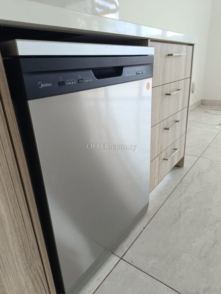 House (Detached) in Agia Fyla, Limassol for Sale - 3