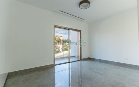 7 Bedroom Detached Villa For Rent Sea Views Limassol - 3