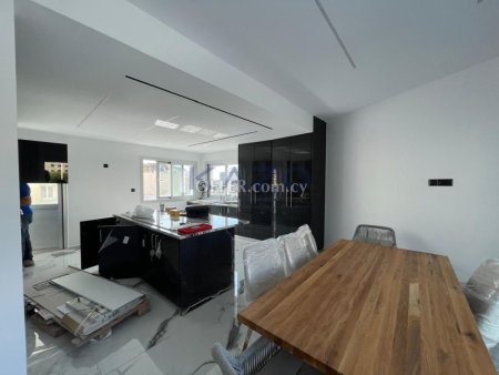 Modern 5 Bedroom All en-suite  Detached House with Sea View in Agia Fyla - 4