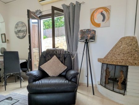 1-bedroom Maisonette (middle) 49 sqm in Pissouri - 2