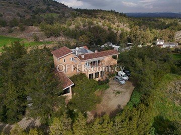 4 Bedroom House  In Sia, Nicosia