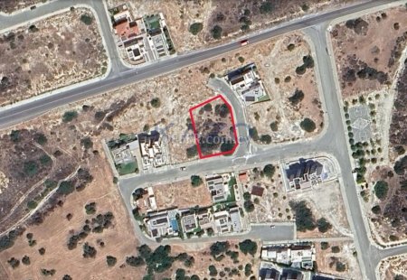 Large Building Plot for Sale in Agios Athanasios
