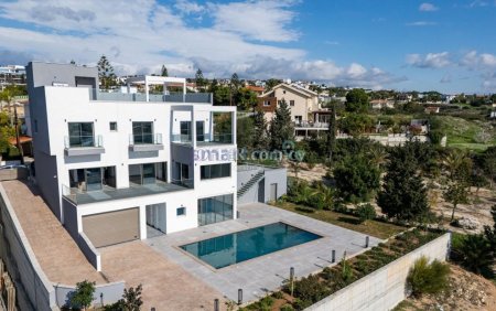 7 Bedroom Detached Villa For Rent Sea Views Limassol