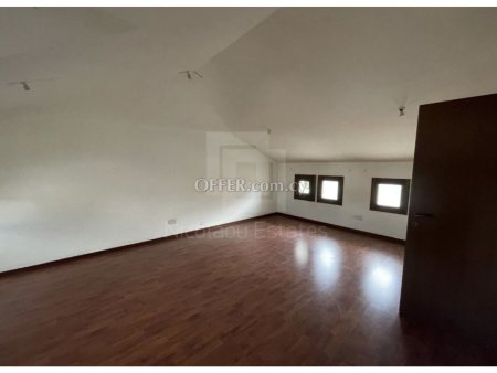 Five Bedroom Bungalow with Private Swimming Pool for Sale in Aradippou Larnaka - 10