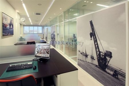 Office (Whole Floor) For Rent Limassol - 11
