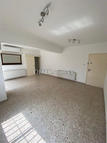 3 Bedroom Apartment  In Strovolos, Nicosia - 6