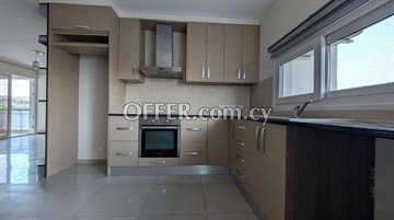 3 Bedroom Apartment  In Kato Polemidia, Limasool - 6