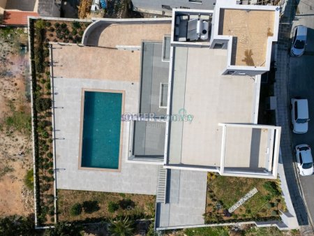 7 Bedroom Detached Villa For Rent Sea Views Limassol - 10