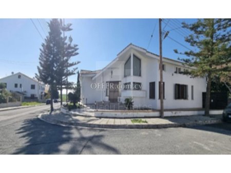 Five Bedroom Bungalow with Private Swimming Pool for Sale in Aradippou Larnaka - 8