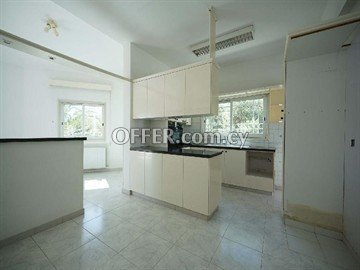 3 Bedroom Apartment  In Pallouriotissa, Nicosia - 5
