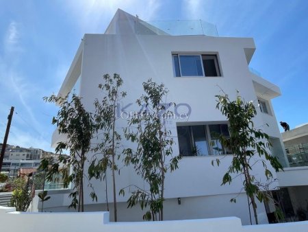 Modern 5 Bedroom All en-suite  Detached House with Sea View in Agia Fyla - 11